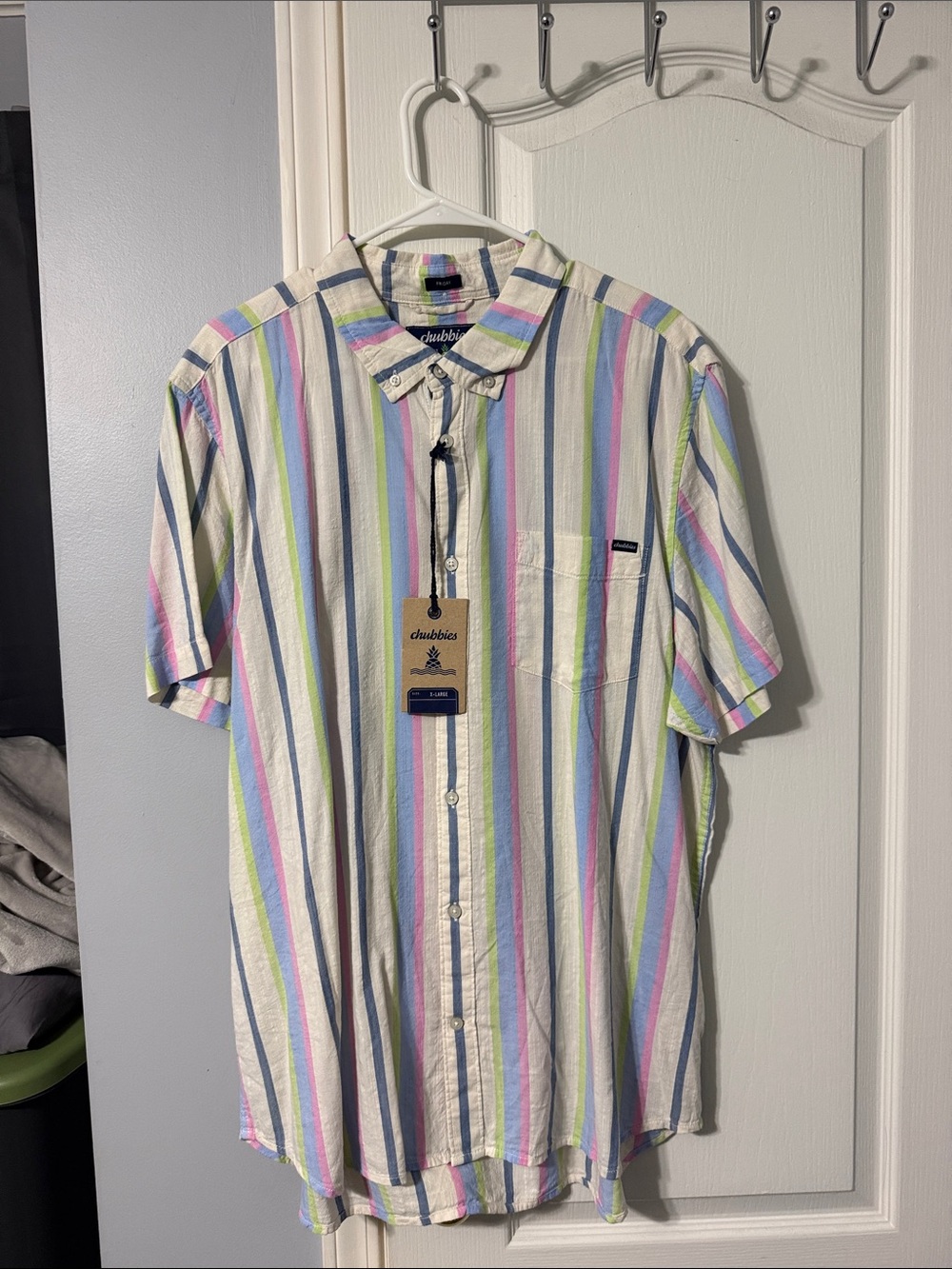 chubbies White Short Sleeve Button-Up Shirt with Pastel Stripes